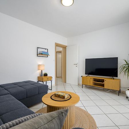 App D Comfort Umag Exterior foto