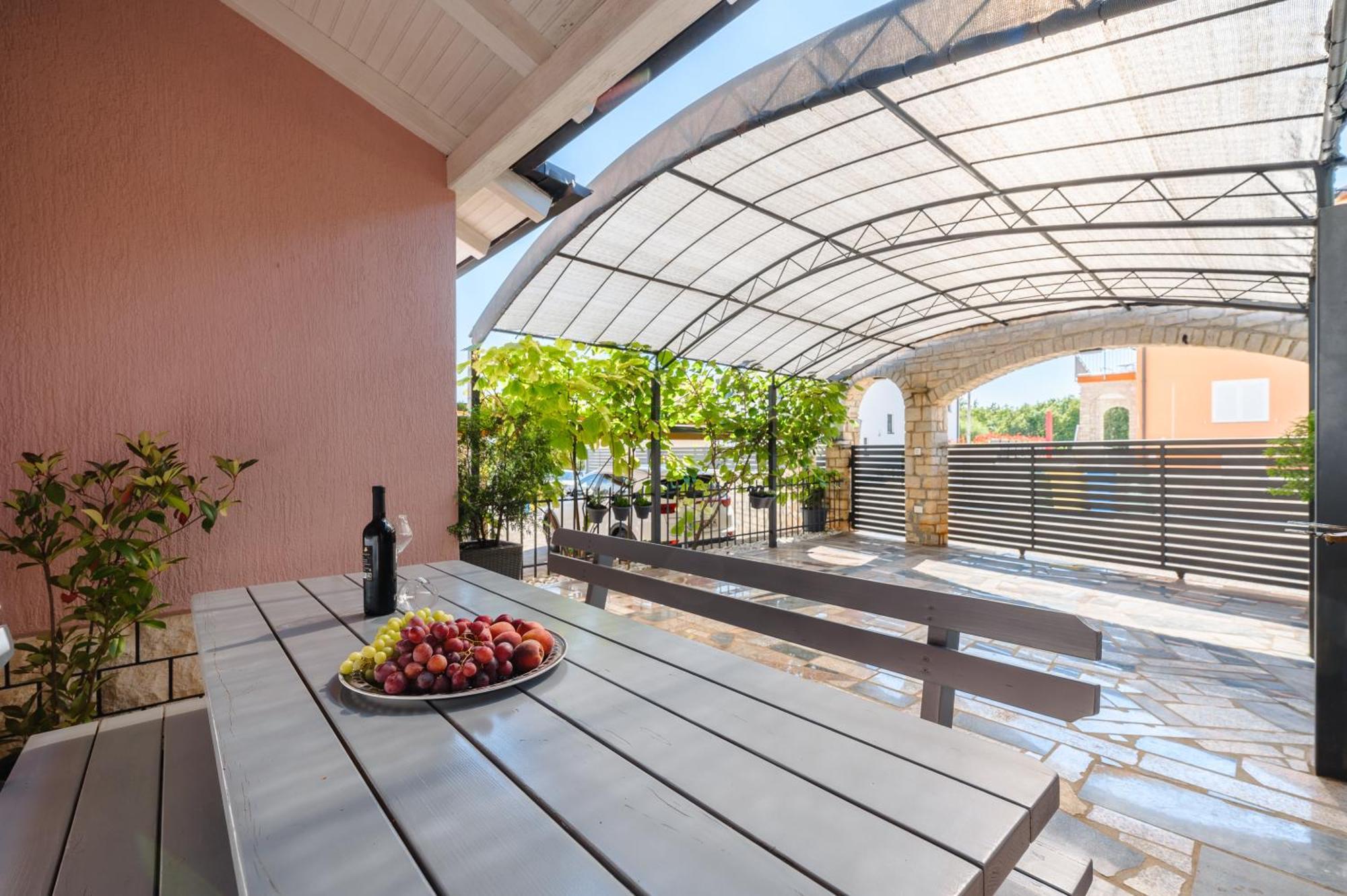 App D Comfort Umag Exterior foto